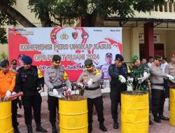 Operasi Pekat Rinjani 2024, Polres Sumbawa Musnahkan Ratusan BB Botol Miras