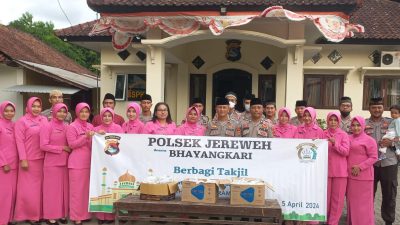 Berbagi Ke Sesama, Polsek Jereweh Salurkan Takjil Dan Buka Puasa Bersama