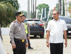 Pastikan Arus Balik Mudik Berjalan Lancar, Pj Bupati Bersama Kapolres Langkat Tinjau Pos Pelayanan Polres Langkat 