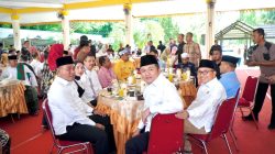 Bobby Nasution Kenakan Busana Adat Melayu di Halal Bihalal Pemkab Langkat, PJ Bupati Langkat Sambut Dengan Senyum Bahagia