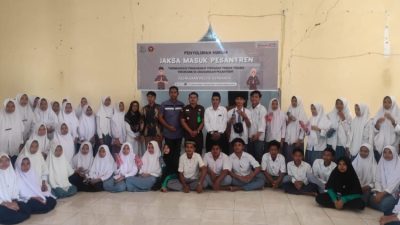 Berikan Pencerahan Hukum, Jaksa Masuk ke Pesantren