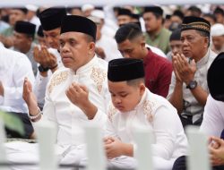Ikuti Shalat Idul Adha di Stabat, Pj. Bupati Langkat Sebar Hewan Qurban ASN 2024
