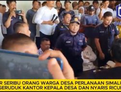 Soal Dengan PT KAI Ribuan Warga Nagori Perlanaan Gruduk Kantor Desa