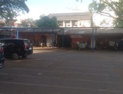 Hadirkan Kenyamanan Pengunjung,  Pasar Tradisional Sadang Serang Libatkan Warga Sekitar Untuk Pengelolaan Parkir