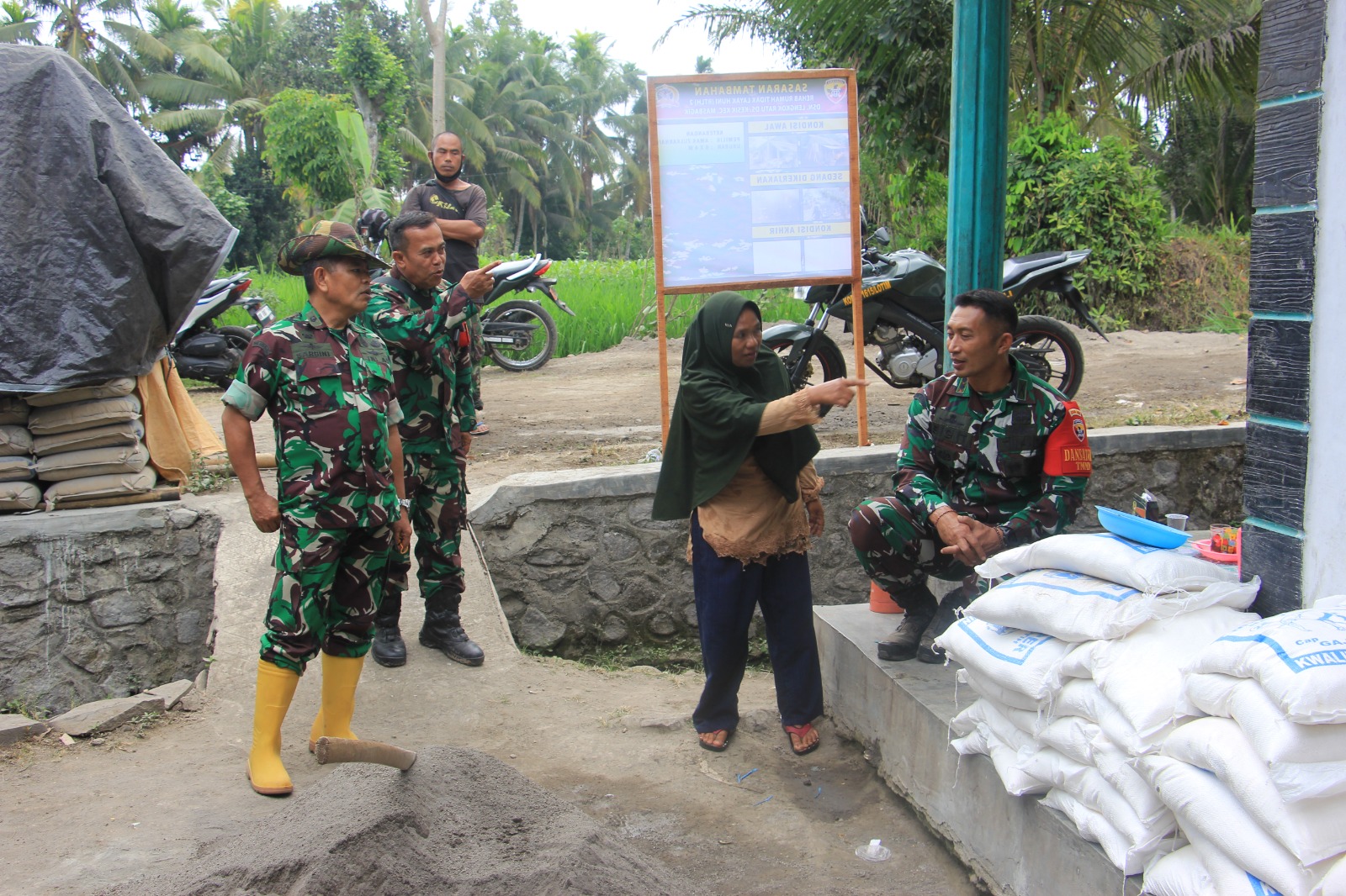 TMMD ke-121, Kodim 1615/Lotim Kunjungi Penerima Bantuan RTLH