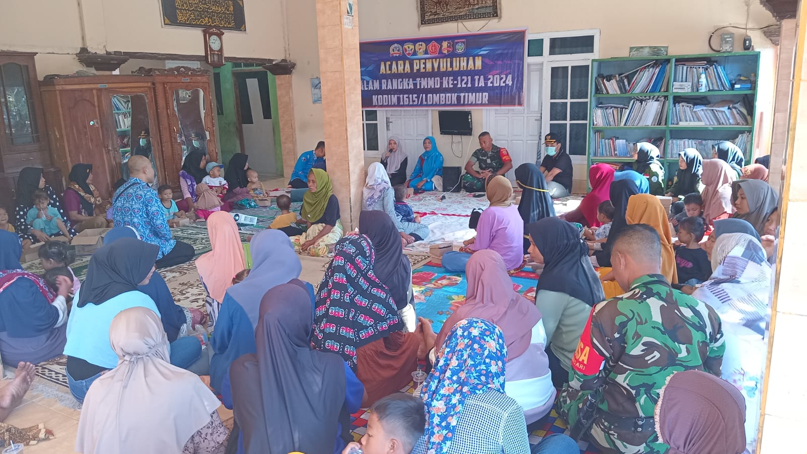 Kodim 1615/Lotim menggelar acara penyuluhan KB dalam rangka TMMD ke-121 TA. 2024