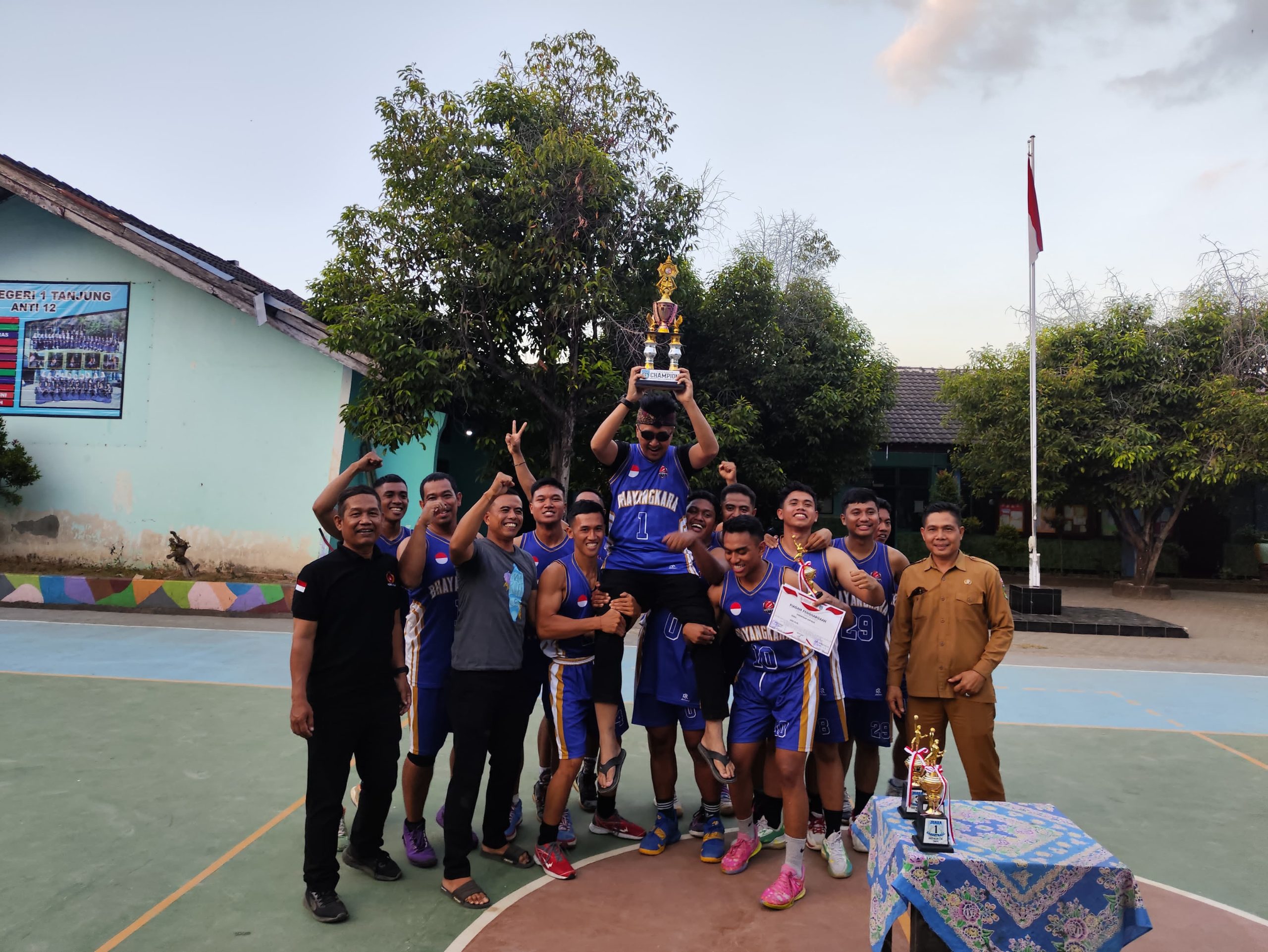 Polres Lombok Utara Menangkan dalam Pertandingan Final Basket