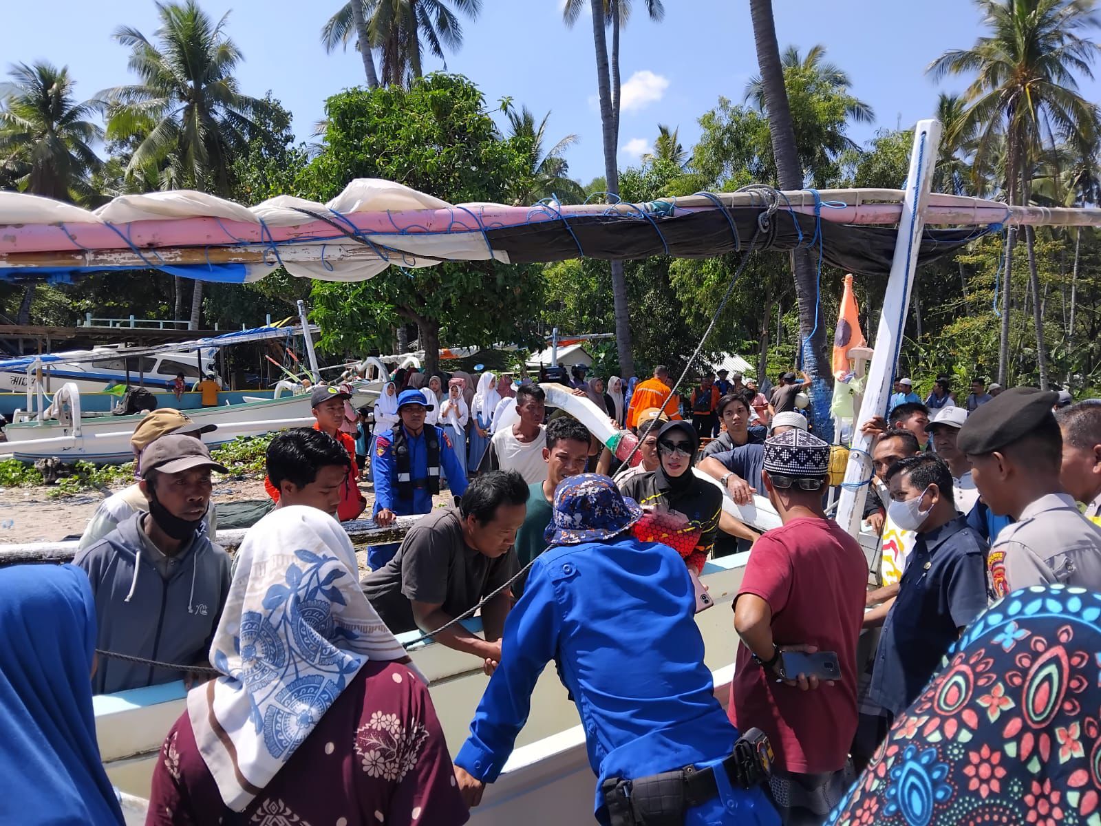 Diduga Terjatuh Seorang Nelayan Hilang di Perairan Selat Lombok -Bali