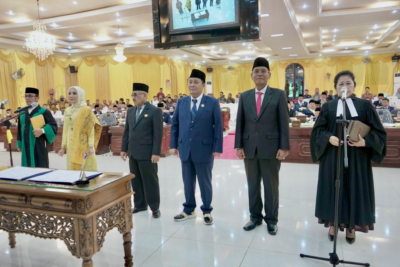 Pj. Bupati Langkat Hadiri Pengambilan Sumpah Pimpinan DPRD Periode 2024-2029: Kolaborasi Demi Kemajuan Langkat