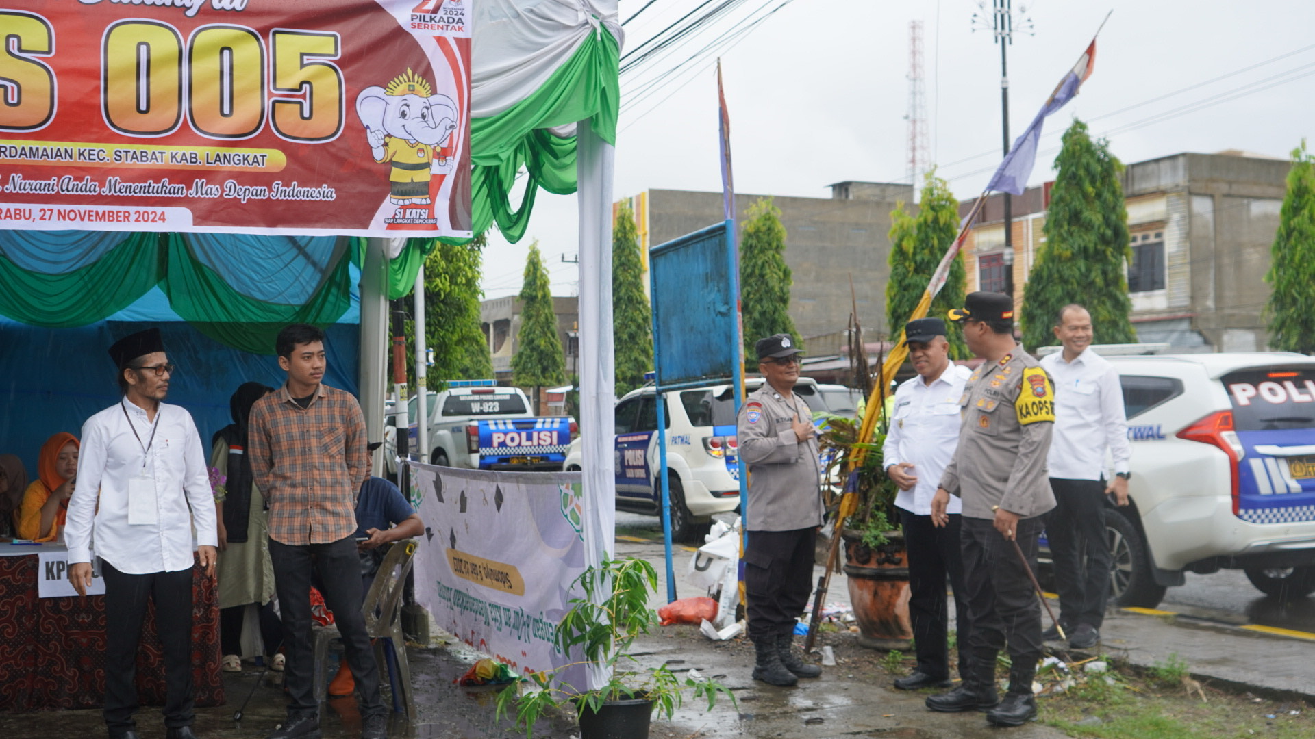PJ Bupati Langkat dan Kapolres Pantau TPS di Stabat: Pastikan Pemilu 2024 Berjalan Kondusif