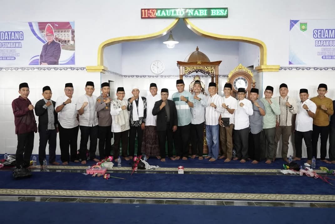 Kunjungi Kecamatan Ropang, Bupati Jarot Soroti Infrastruktur Jalan dan Kondisi Hutan