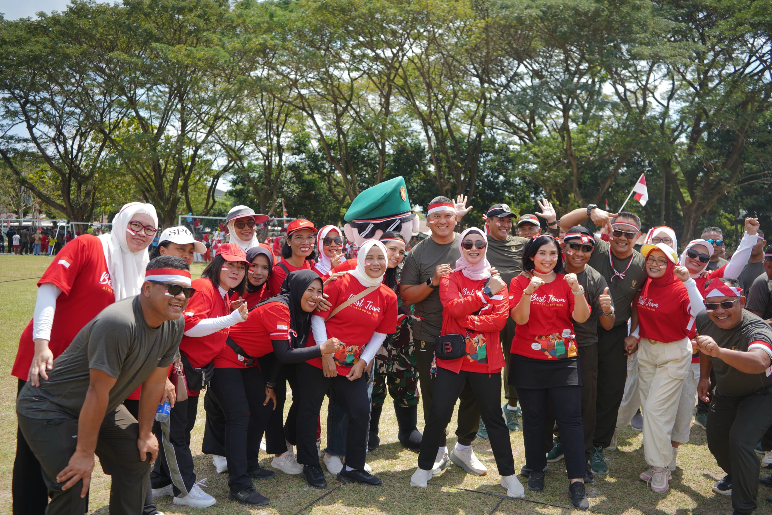 Korem 162/Wira Bhakti Semarakkan HUT ke-79 RI dengan Berbagai Lomba Khas Nusantara