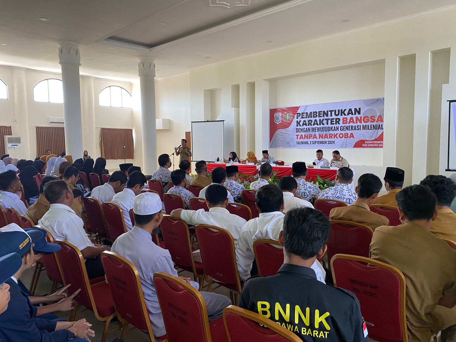 *Sat Resnarkoba Polres Sumbawa Barat bersama BNNK Sumbawa Barat berikan Sosialisasi Anti Narkoba*