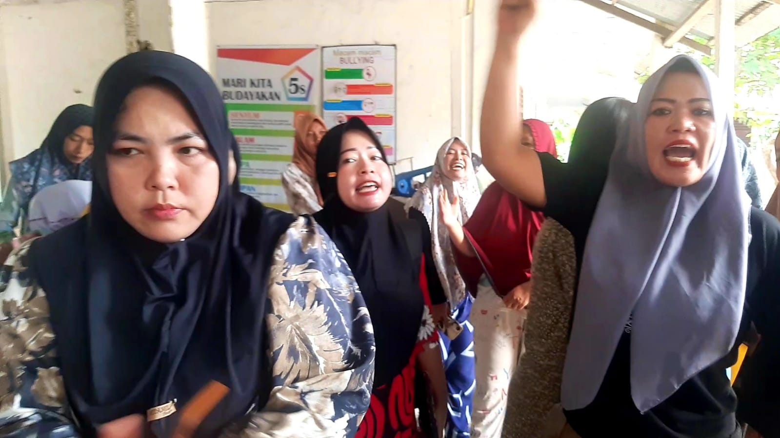 Fasilitas Belajar Minim Orang Tua Murid Protes, Kepsek SDN 19 Sumber Padi Absen
