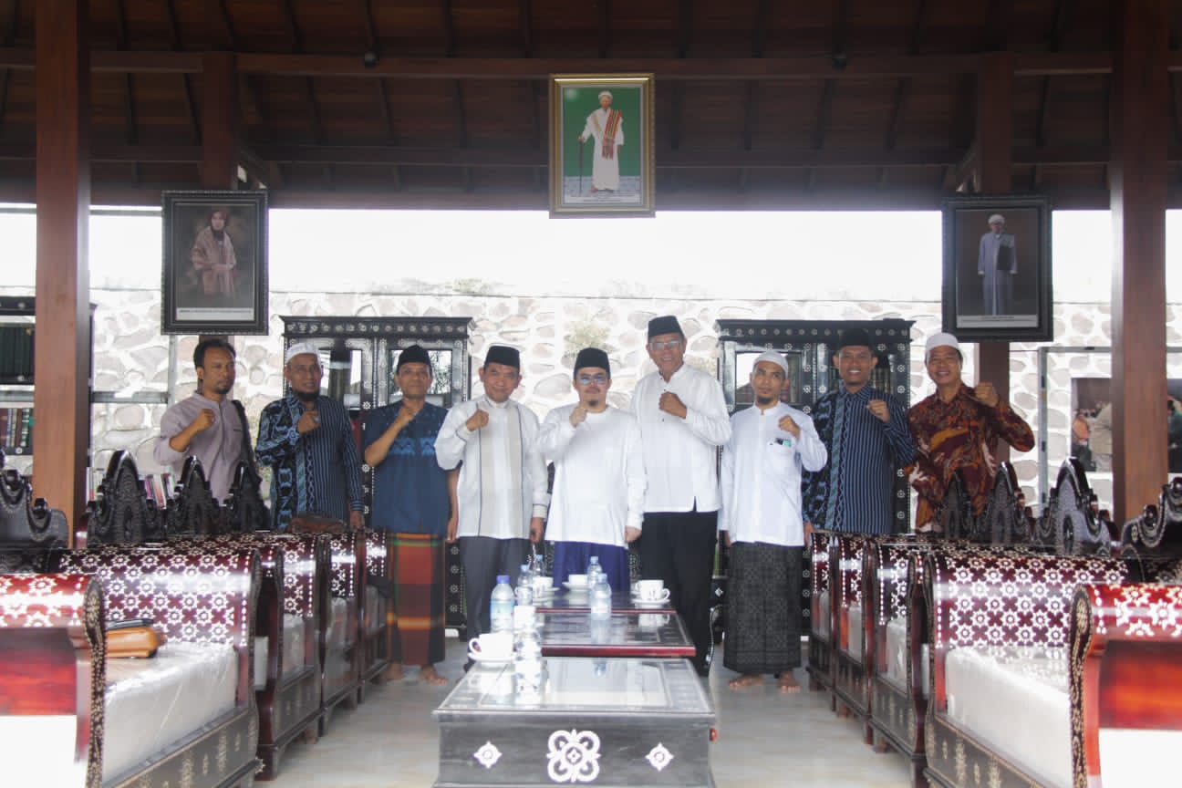 Sah!, Ketum PB NW Anjani Dukung Jarot-Ansori di Pilkada Sumbawa