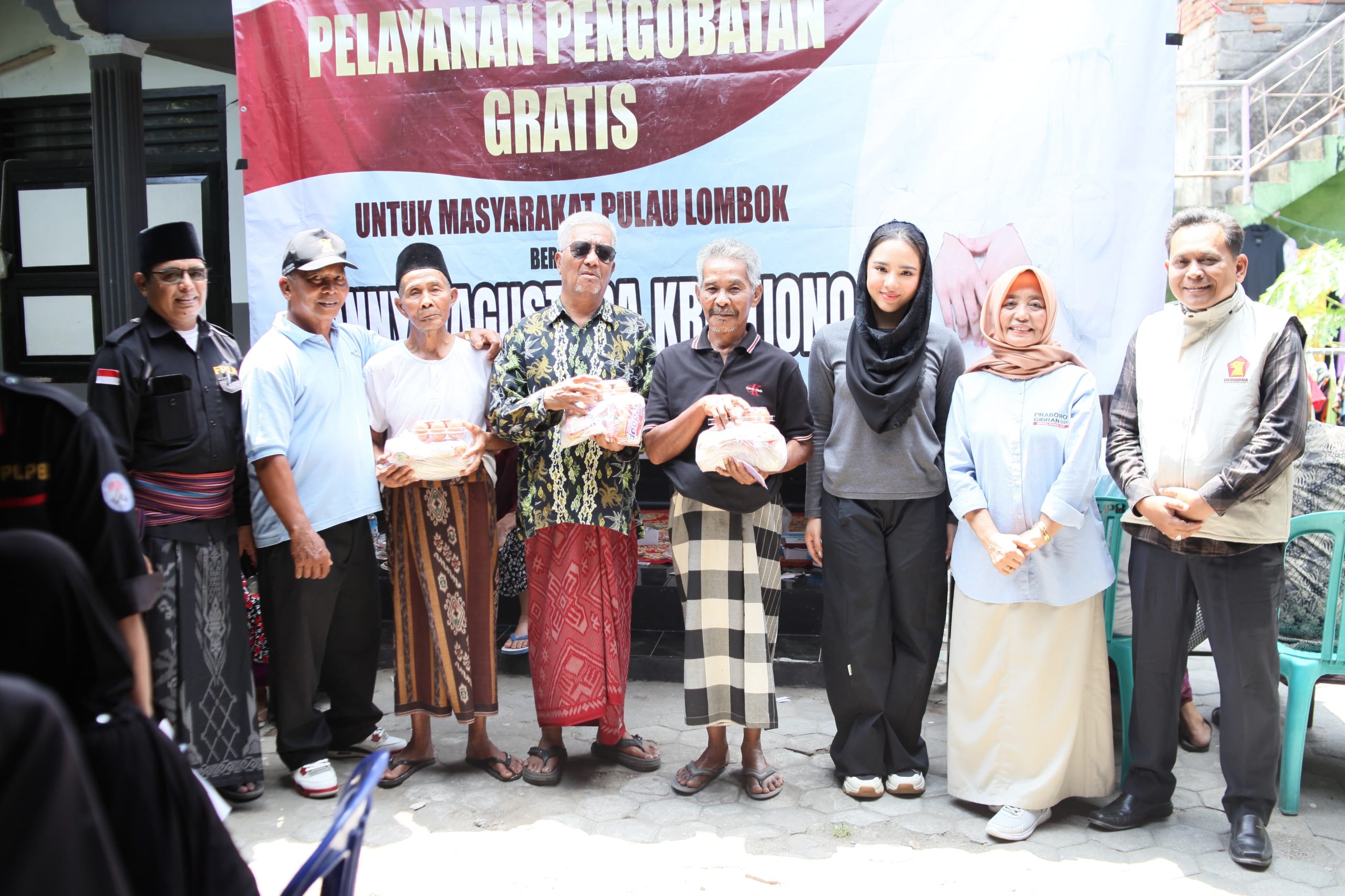 HBK Peduli dan Partai Gerindra Gelar Pengobatan Gratis dan Bagi-bagi Sembako di Kota Mataram
