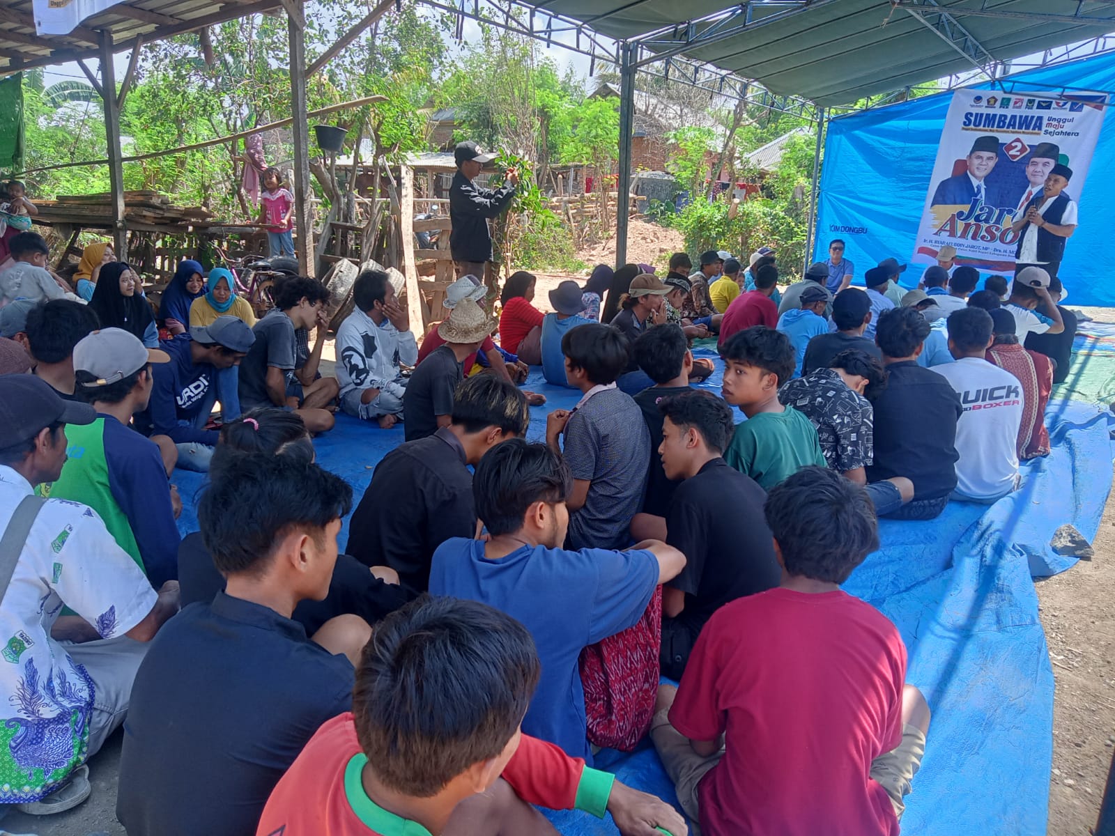 Sapa Masyarakat Labangka, Jarot-Ansori Siap Stabilkan Harga Jagung