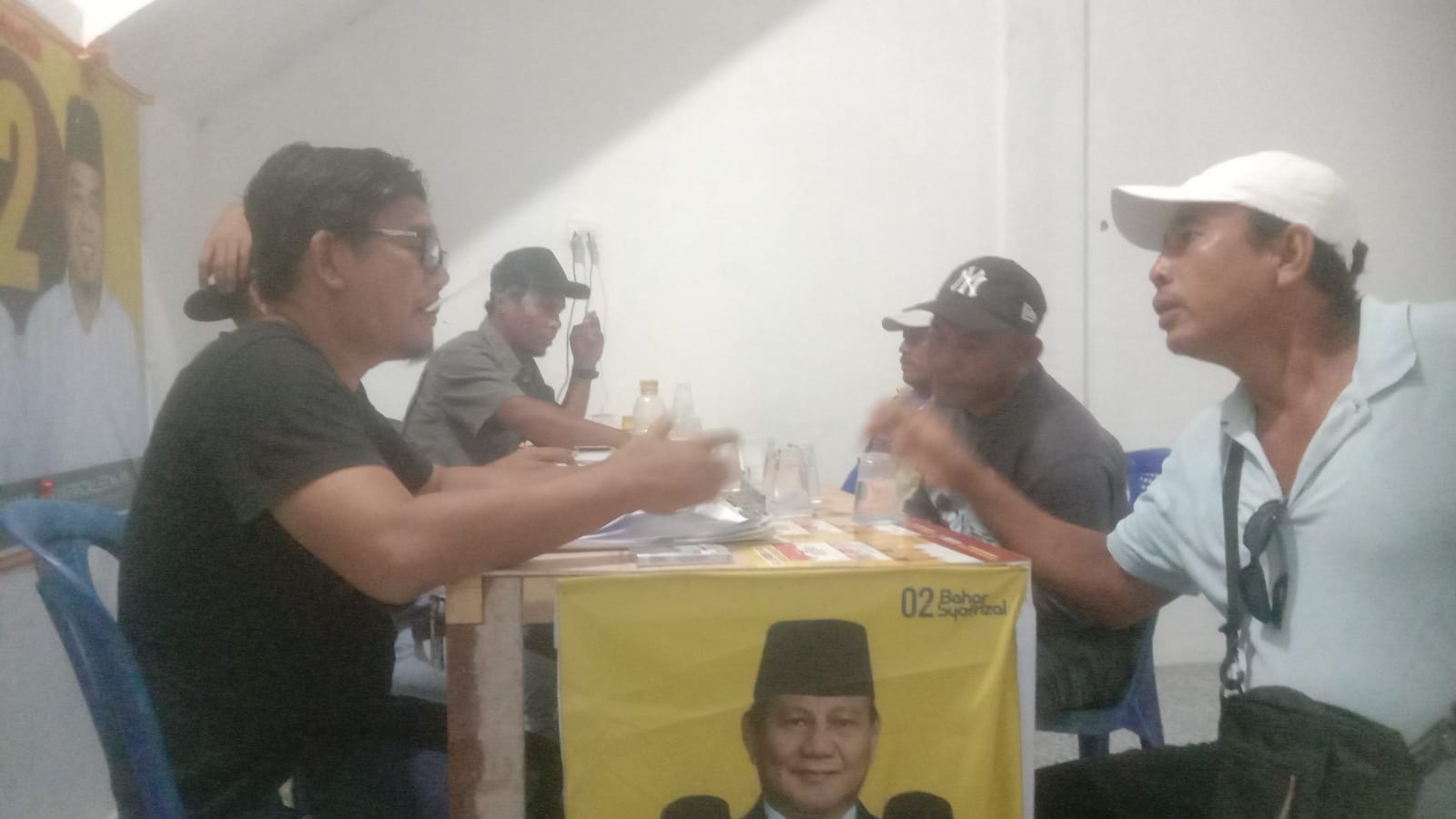 Posko Relawan Bahagia – Saza Di Pagurawan Terus Didatangi Masyarakat