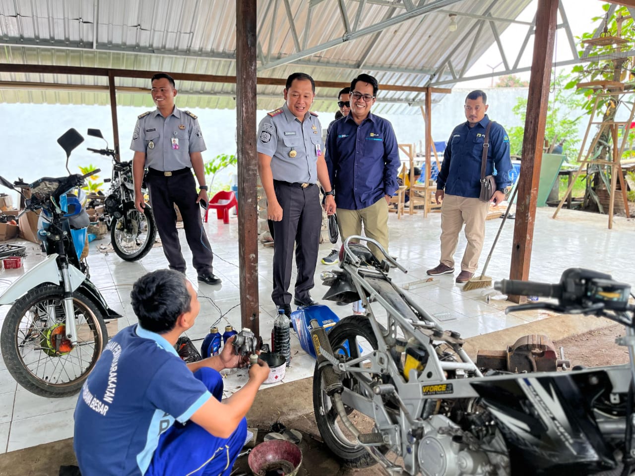 Kunjungi Lapas, Manager PLN UP3 Sumbawa Siap Dukung Program Pembinaan