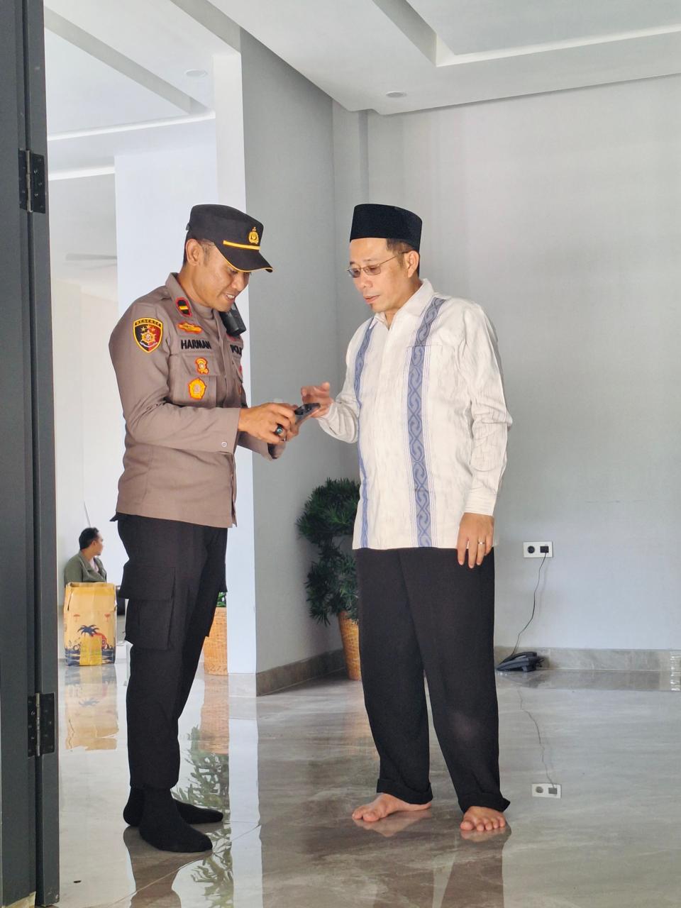 Kapolsek Selaparang Jalin Silaturahmi dengan Sekretaris Eksekutif NWDI, Perkuat Sinergi Harkamtibmas