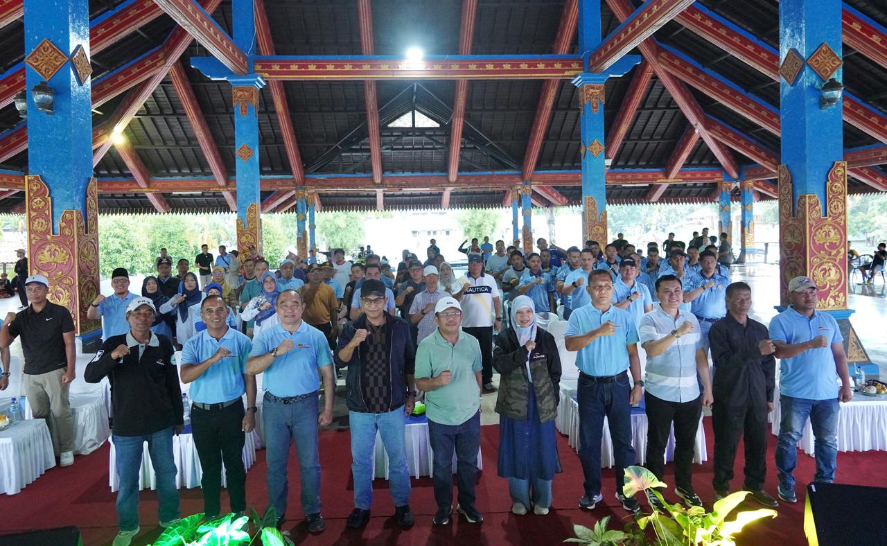 Kapolda NTB Hadiri Penutupan Sky Lancing Cross Country Championship 2025: Dukung Atlet Lokal dan Promosi Wisata Dirgantara Lombok