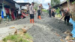 Brimob Polda Sumut Perbaiki Tanggul Jebol di Tanjung Pura