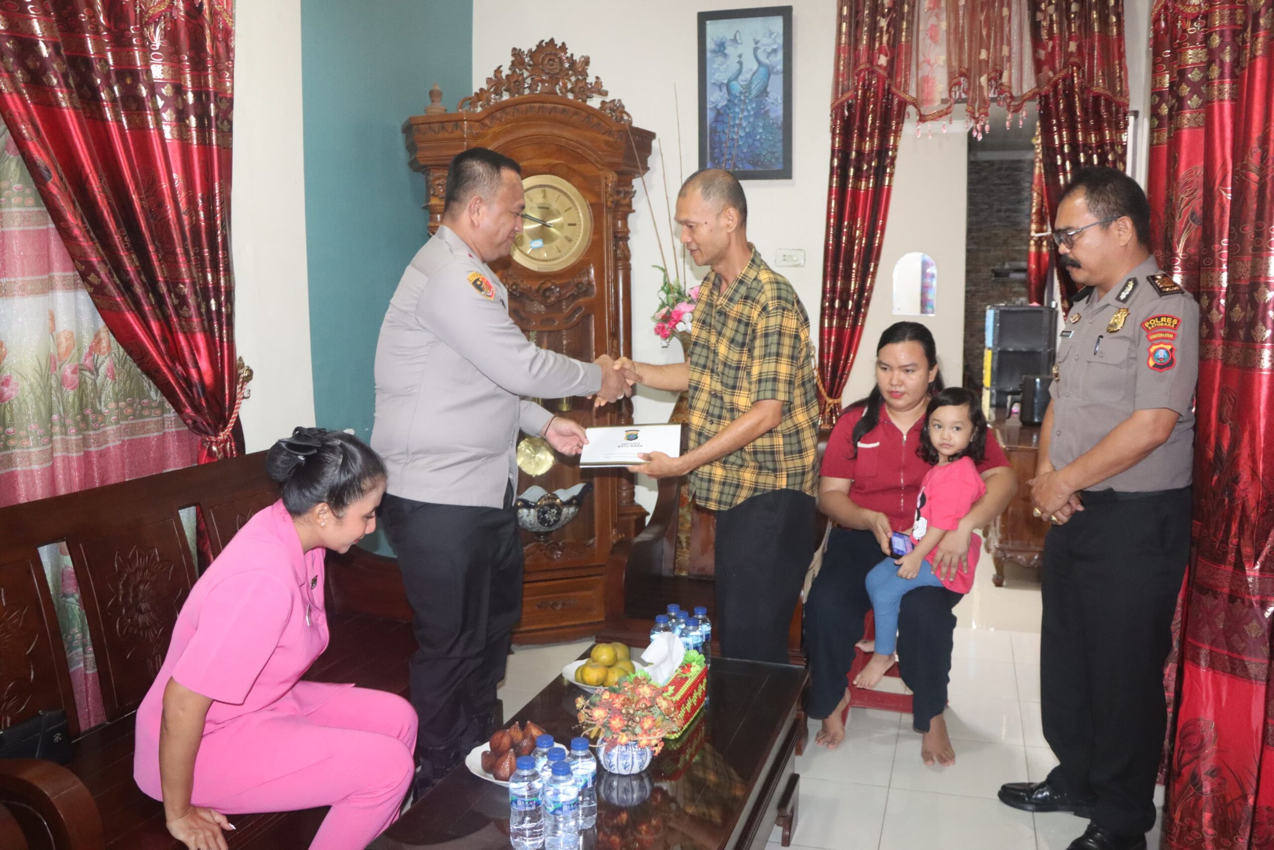 Jelang Nataru Tahun 2025 Polres Batubara Anjangsana Ke Beberapa Yayasan