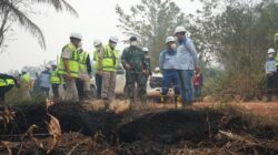 Penanganan Karhutla Di Mempawah – Kalimantan Barat, 60 Relawan Grup MIND ID Diterjunkan Ke Sekitar Wilayah Operasional BAI