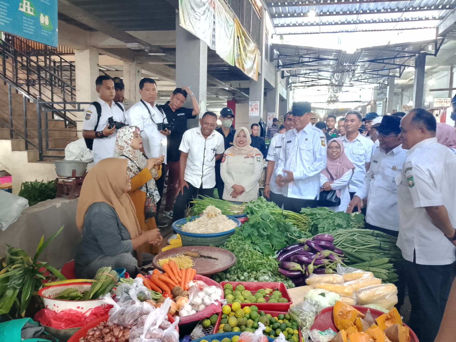 Bupati dan Wabup Sumbawa Tinjau Kondisi Pasar