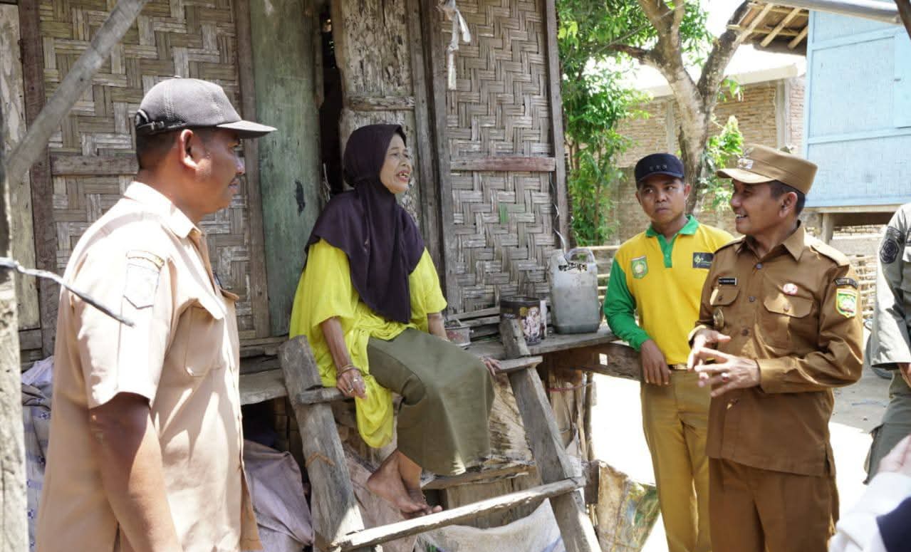 Wabup Ansori Tinjau RTLH di Desa Dete