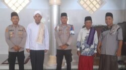 Safari Kamtibmas dan Jumat Keliling  Kapolsek Terara Serap Aspirasi Warga
