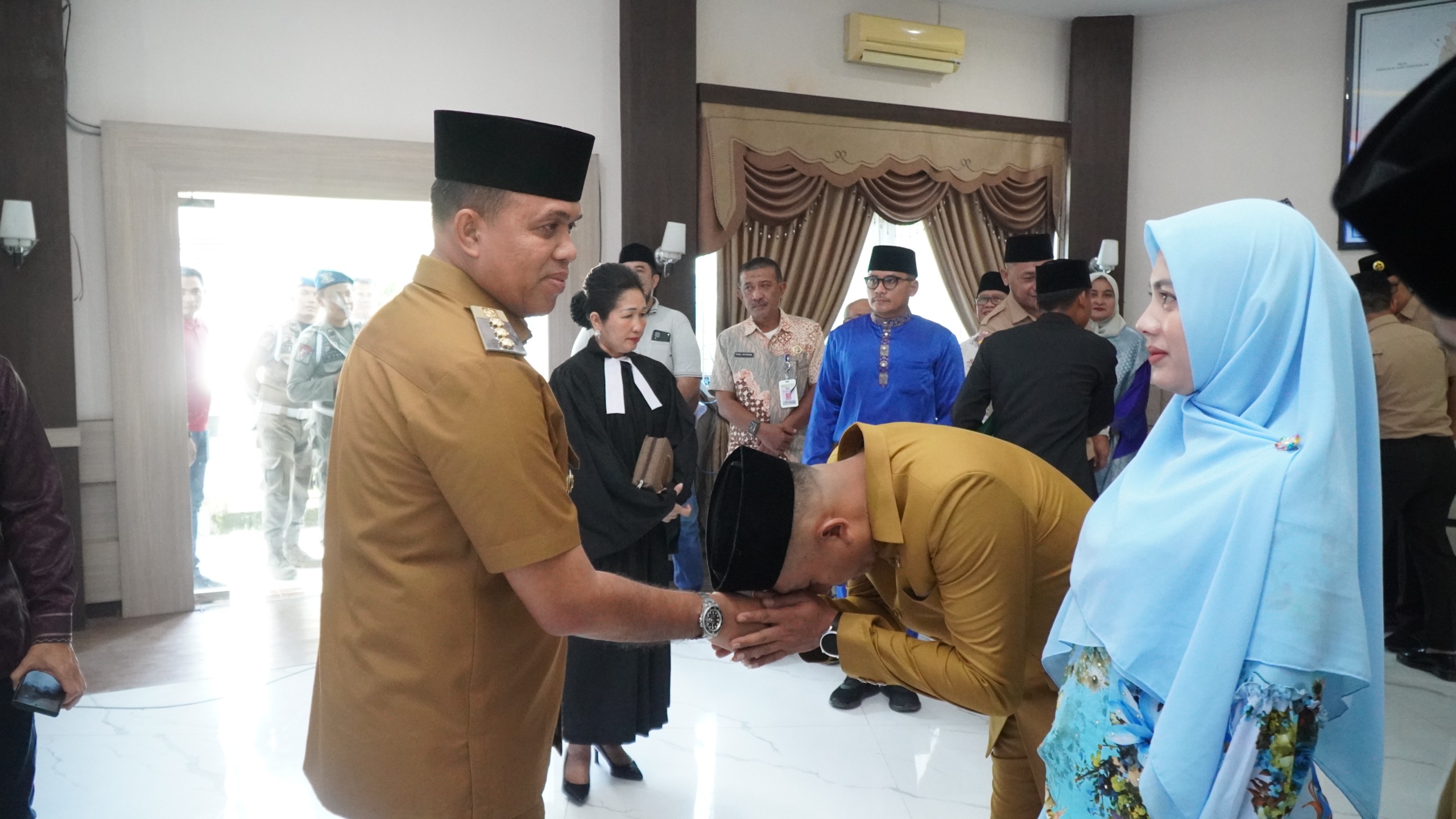 Pj. Bupati Langkat Faisal Hasrimy Lantik Pejabat Administrator dan Pengawas : Tekankan Loyalitas dan Integritas