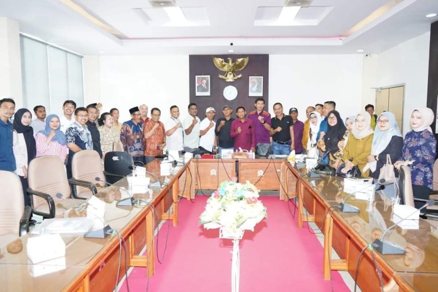 Soal Pupuk Subsidi, Komisi II DPRD Sumbawa Hearing Bersama Distan, Pengusaha Pupuk dan LSM